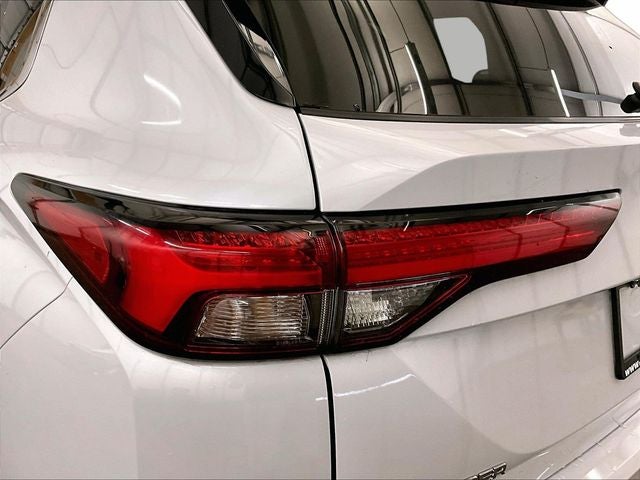 2023 Mitsubishi Outlander SE Black Edition
