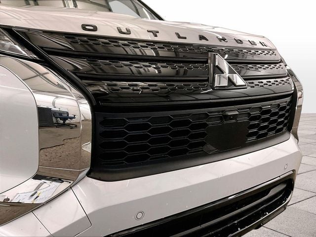 2023 Mitsubishi Outlander SE Black Edition