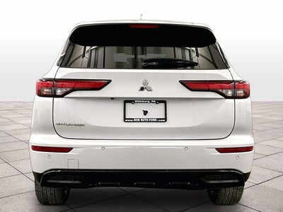 2023 Mitsubishi Outlander SE Black Edition