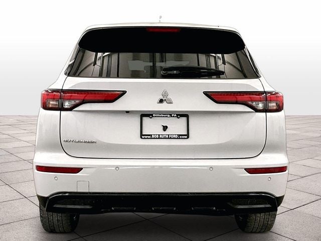 2023 Mitsubishi Outlander SE Black Edition