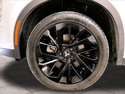2023 Mitsubishi Outlander SE Black Edition