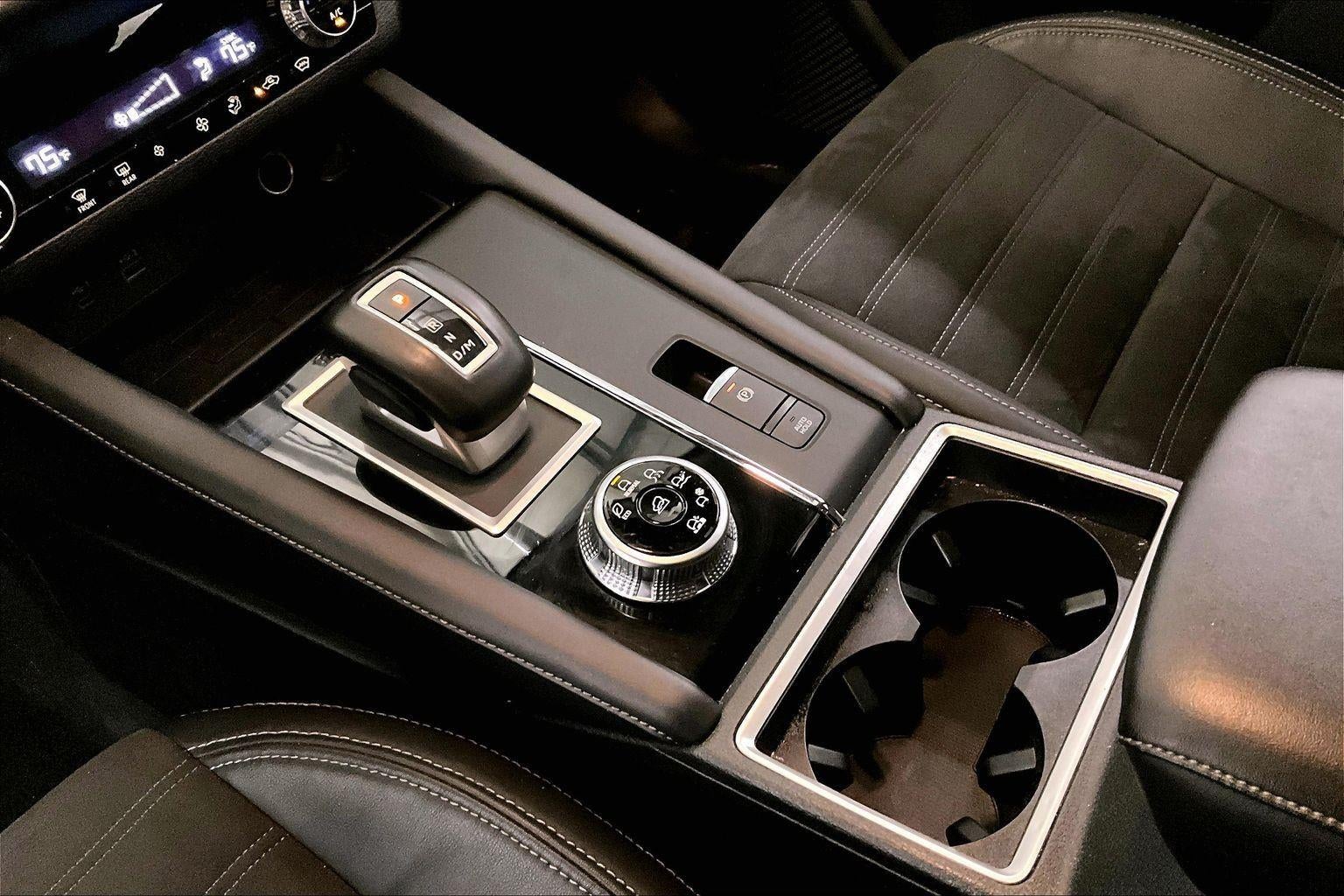 2023 Mitsubishi Outlander SE