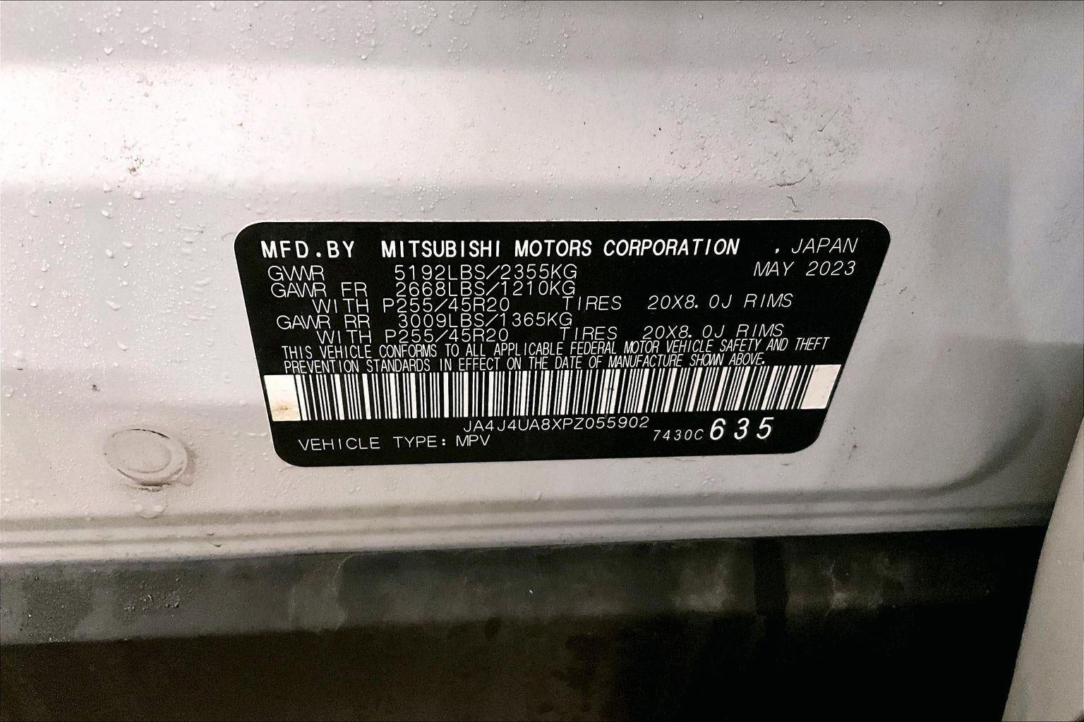 2023 Mitsubishi Outlander SE