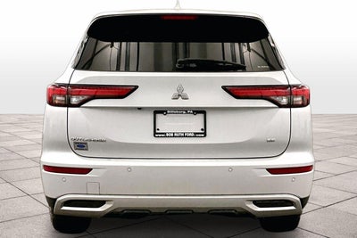 2023 Mitsubishi Outlander SE