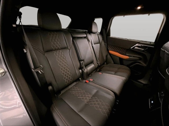 2024 Mitsubishi Outlander SEL