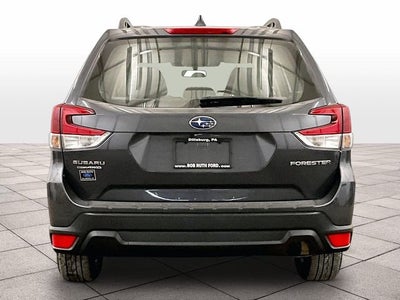 2022 Subaru Forester Base