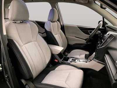 2022 Subaru Forester Base
