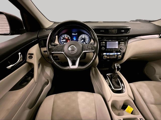 2017 Nissan Rogue Sport SV