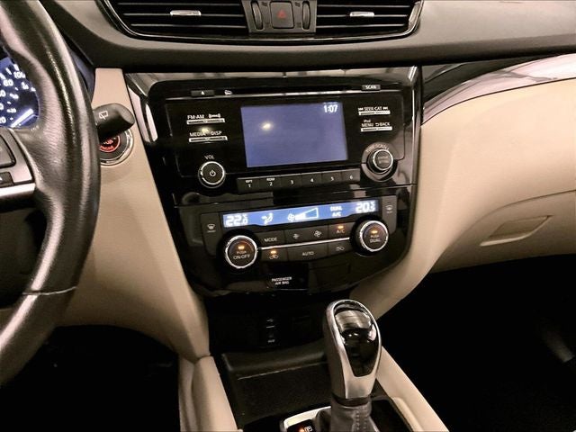 2017 Nissan Rogue Sport SV