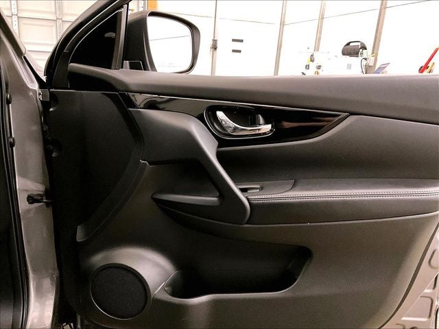 2020 Nissan Rogue Sport SV