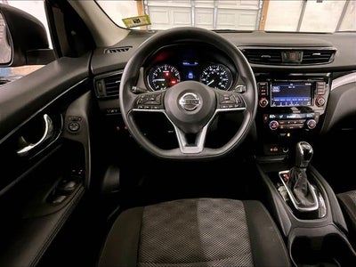 2020 Nissan Rogue Sport SV