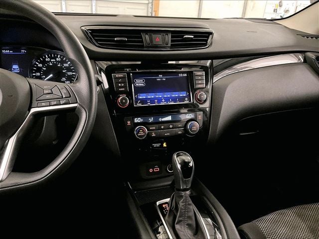2020 Nissan Rogue Sport SV