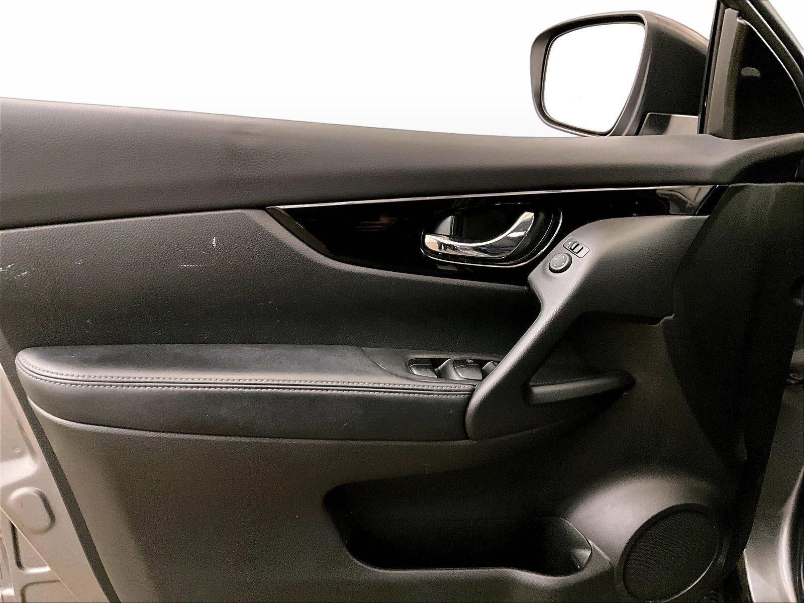 2020 Nissan Rogue Sport SV
