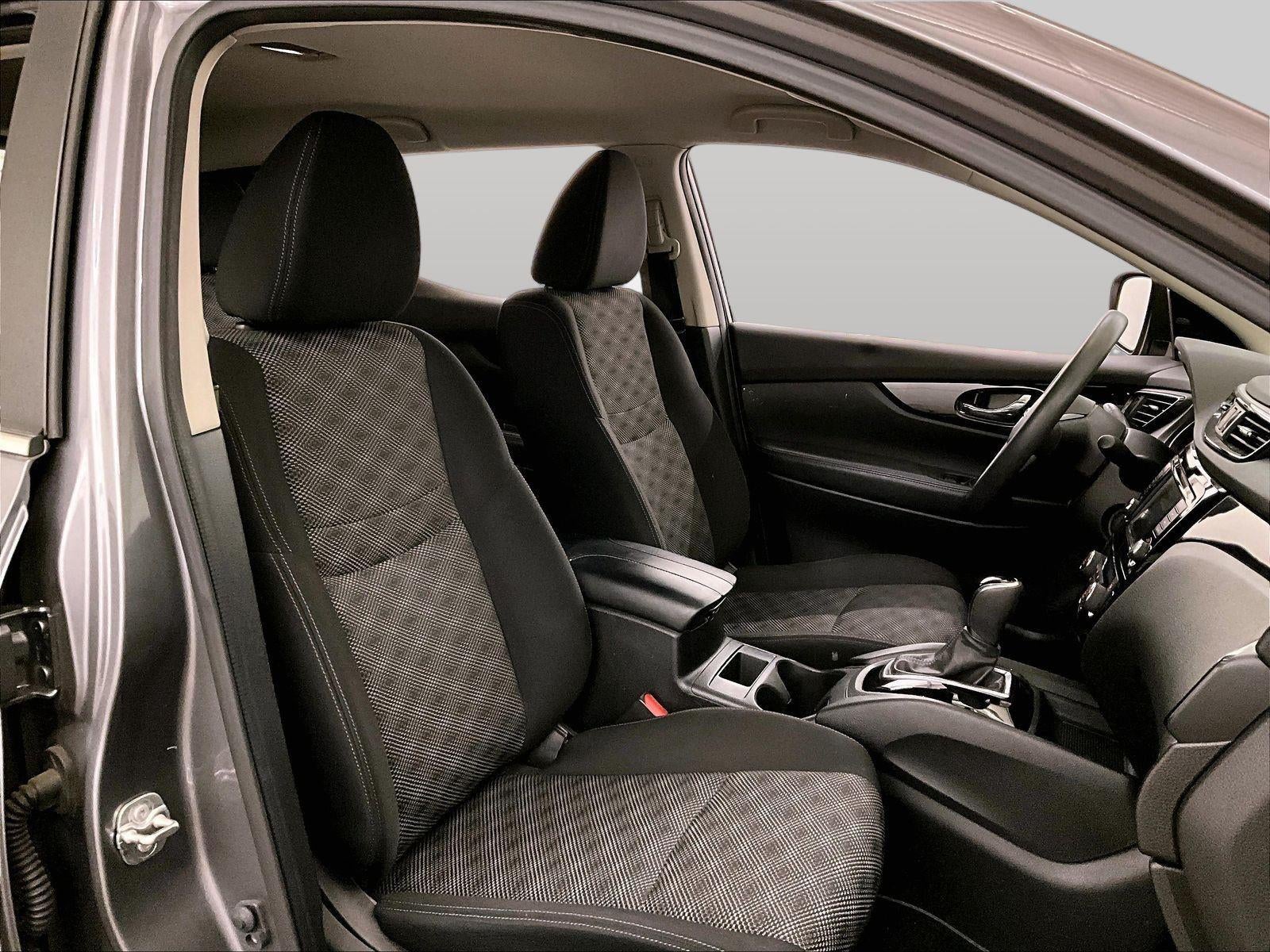 2020 Nissan Rogue Sport SV