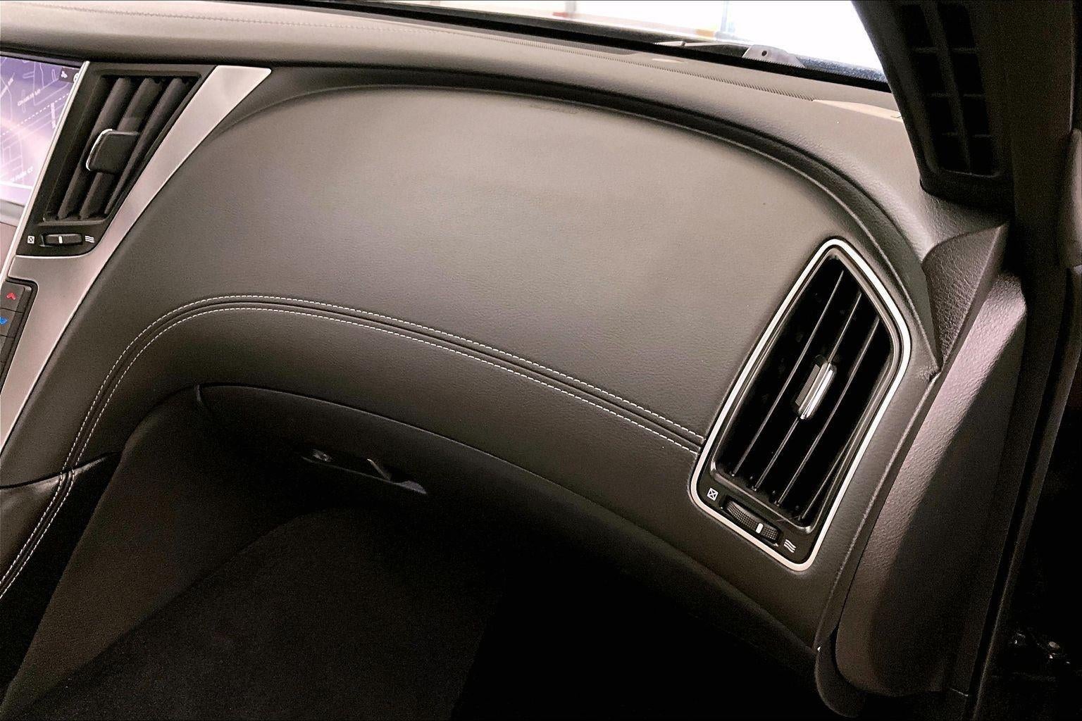 2018 INFINITI Q60 3.0t LUXE