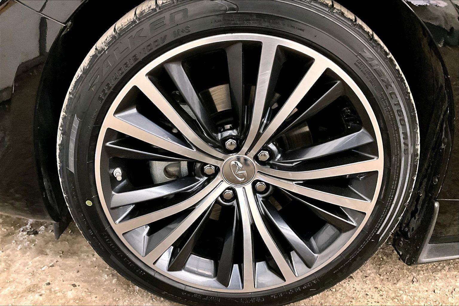 2018 INFINITI Q60 3.0t LUXE