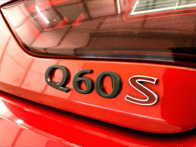 2018 INFINITI Q60 Red Sport 400