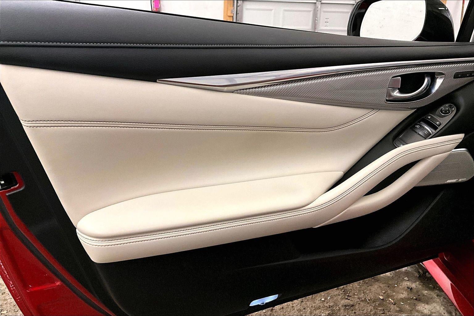 2018 INFINITI Q60 RED SPORT 400