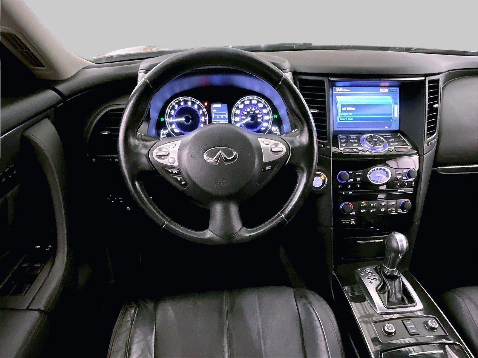 2016 INFINITI QX70 Base