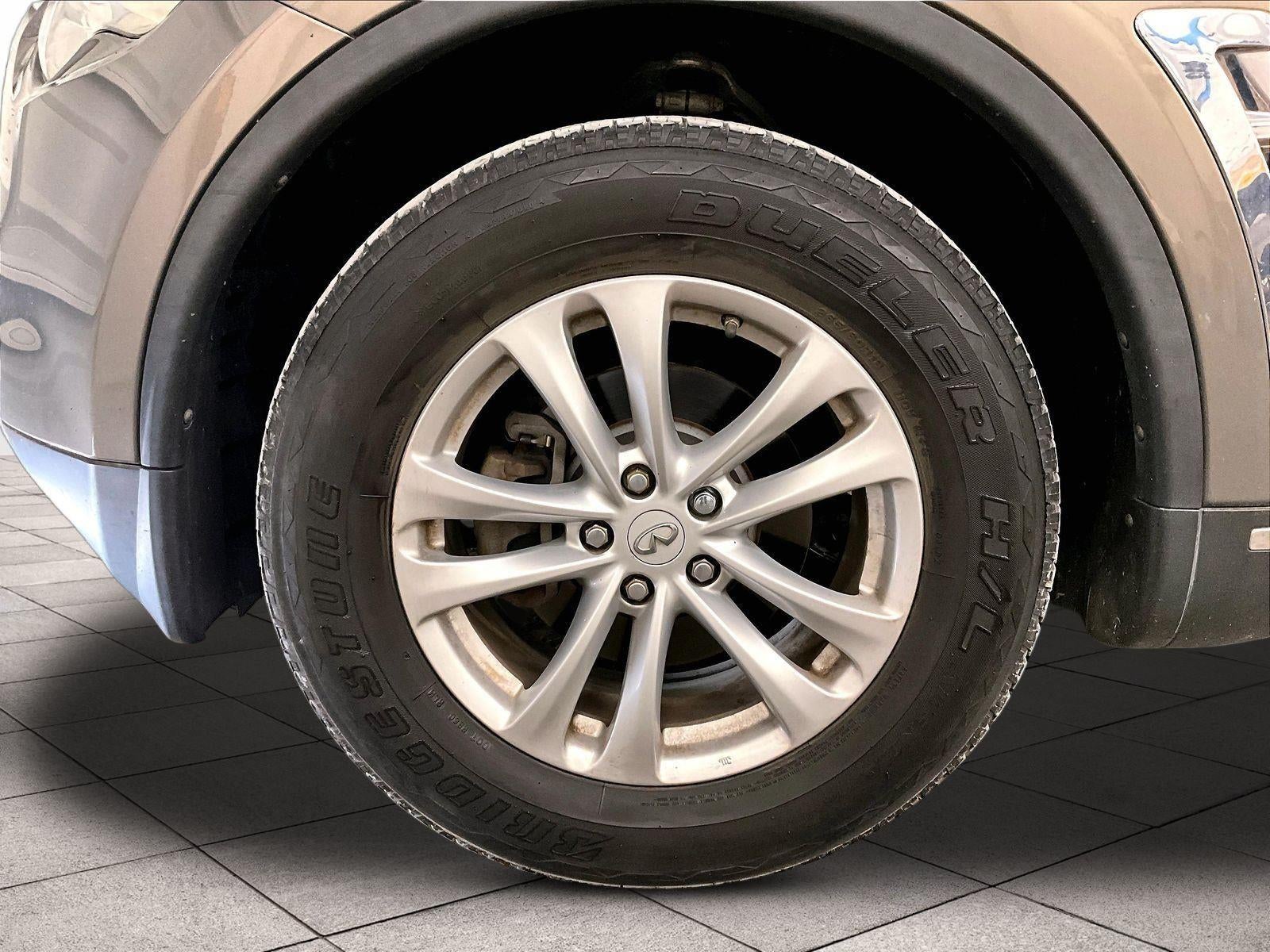 2016 INFINITI QX70 Base