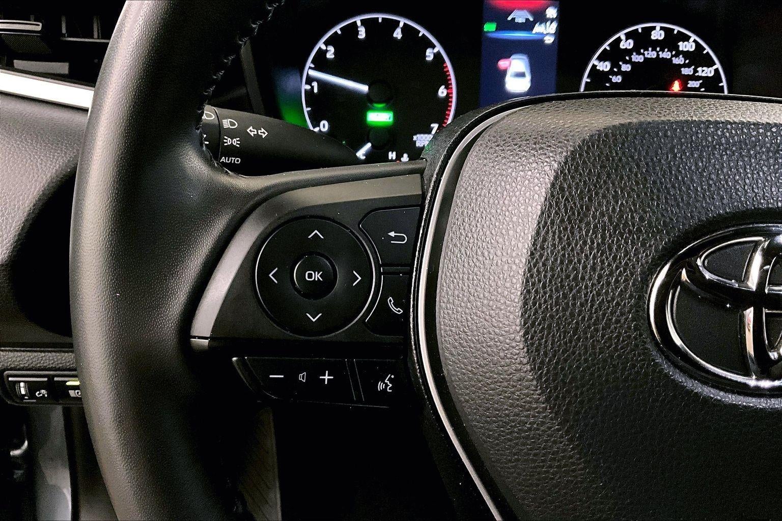 2024 Toyota Corolla Hybrid SE