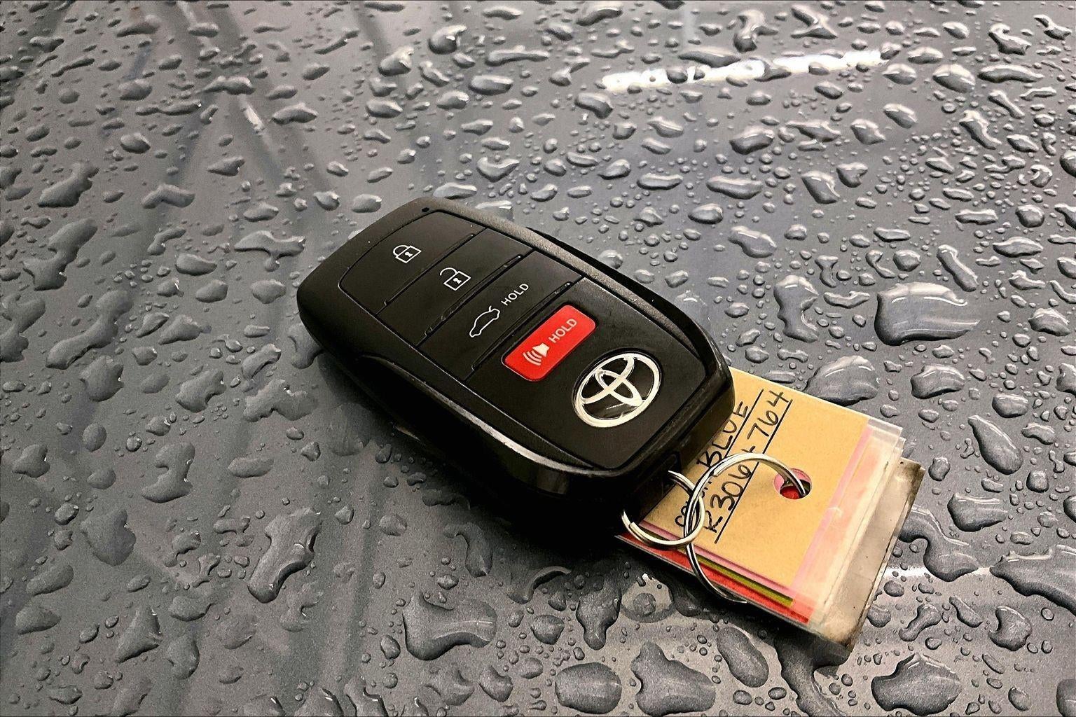 2024 Toyota Corolla Hybrid SE