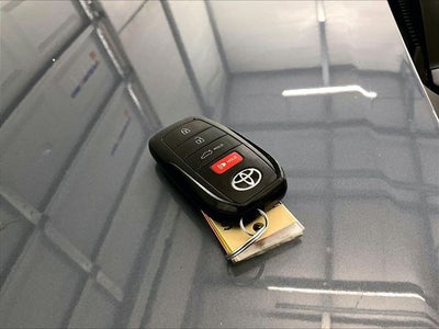 2025 Toyota Corolla Hybrid SE