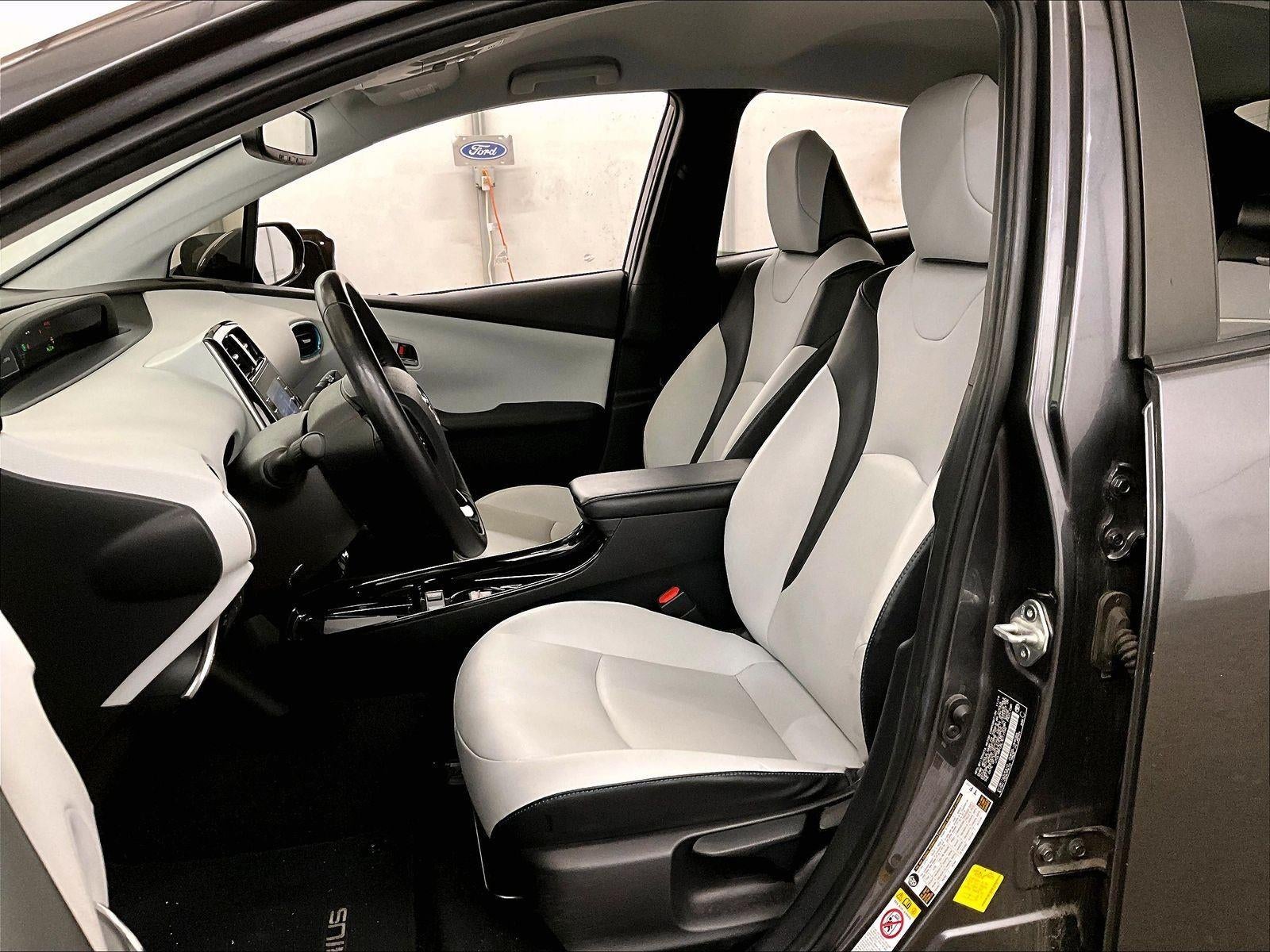 2020 Toyota Prius XLE AWD-e
