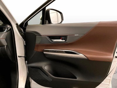 2024 Toyota Venza XLE