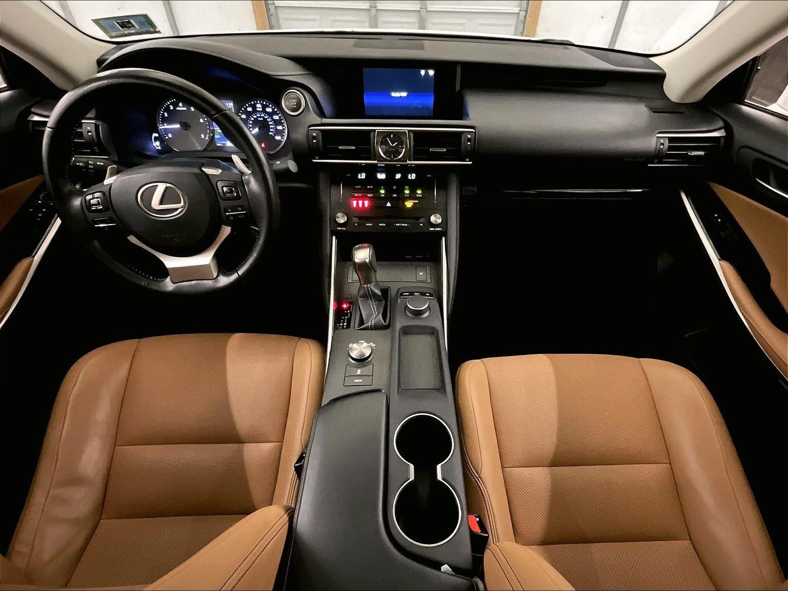 2018 Lexus IS IS 300