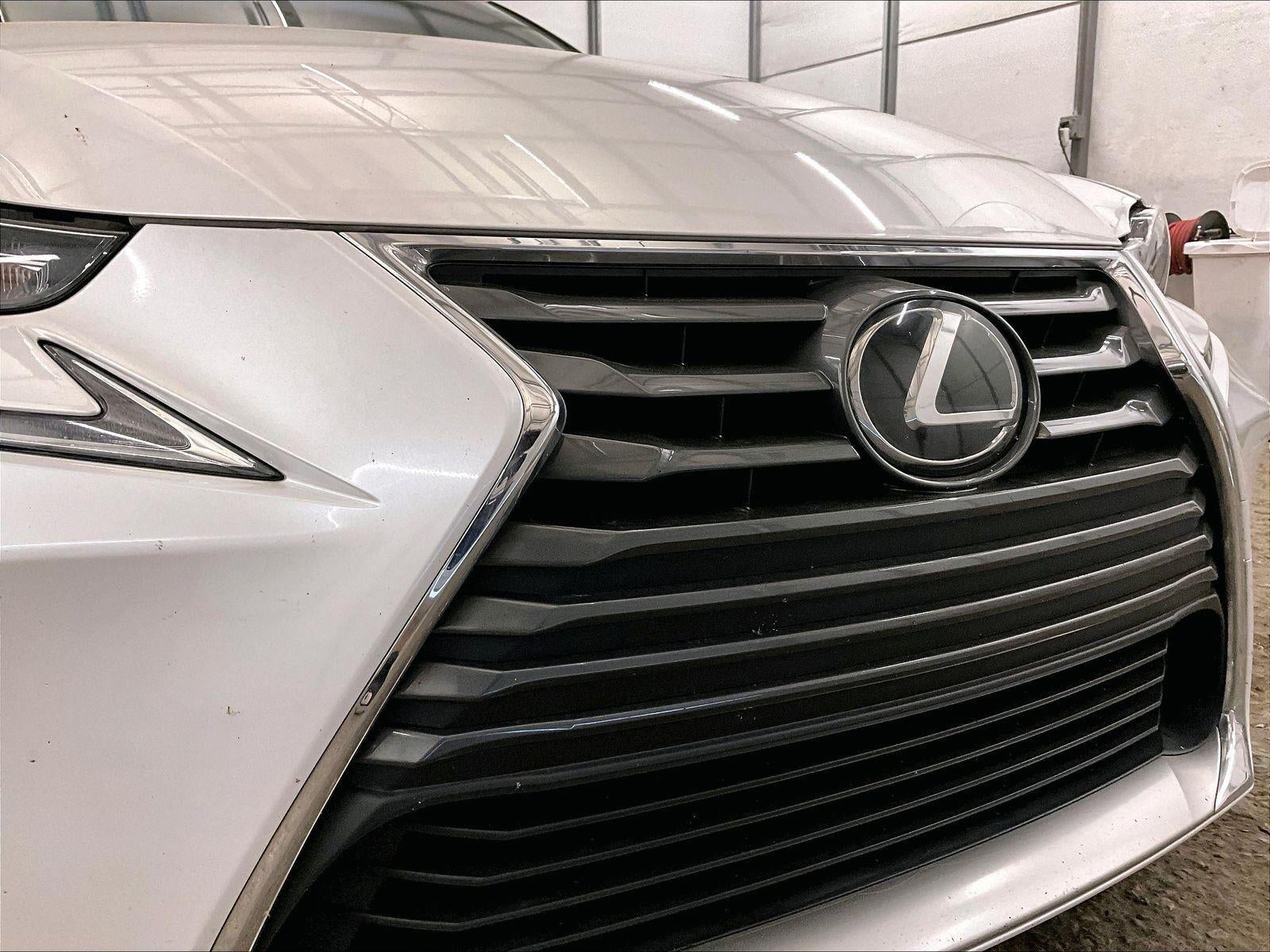 2018 Lexus IS IS 300