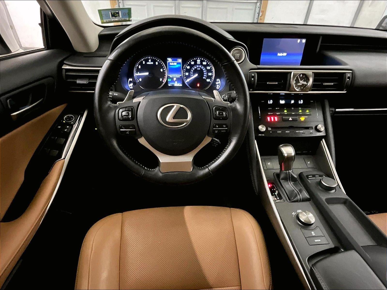 2018 Lexus IS IS 300