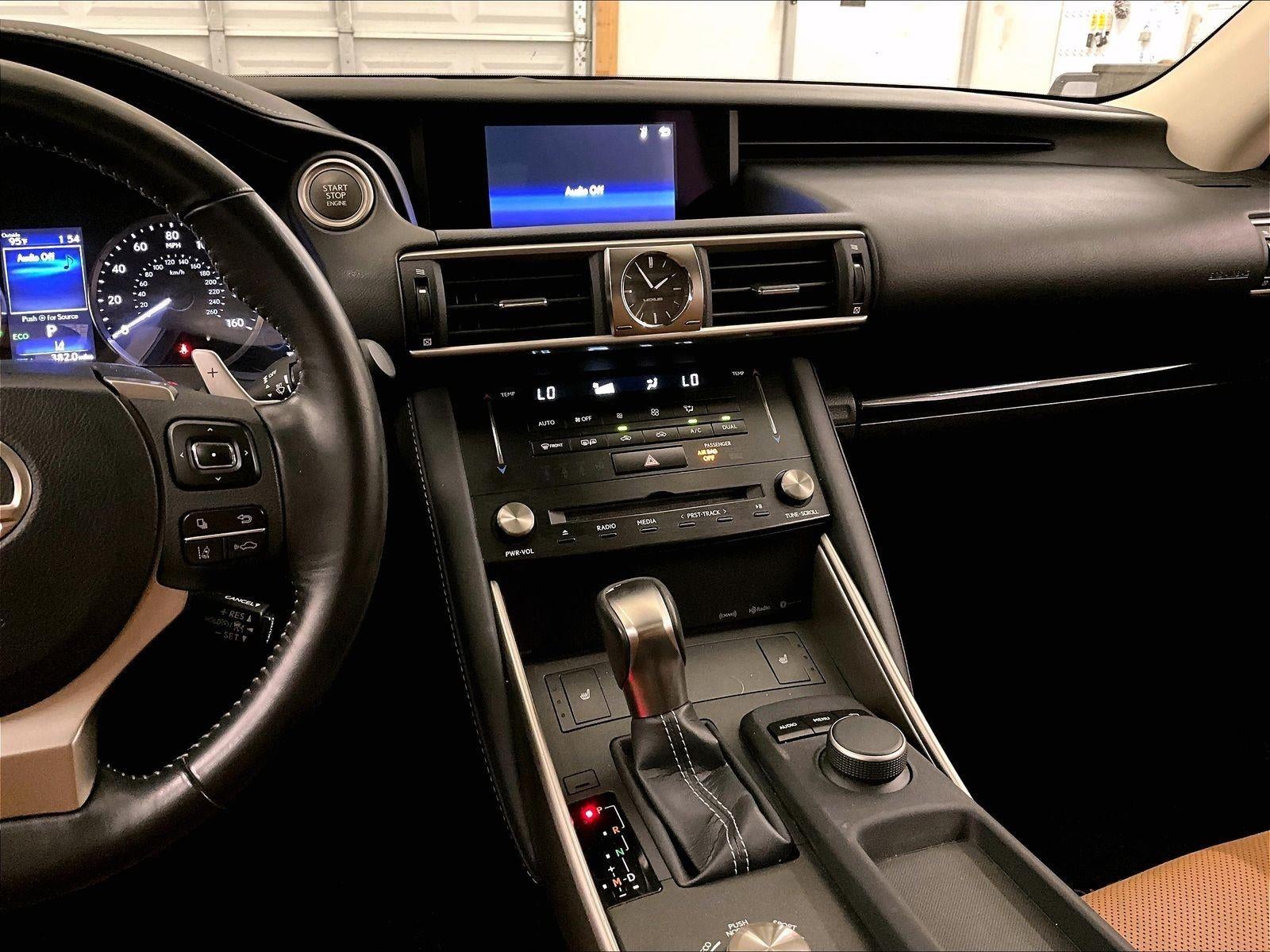 2018 Lexus IS IS 300