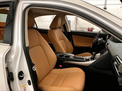 2018 Lexus IS IS 300