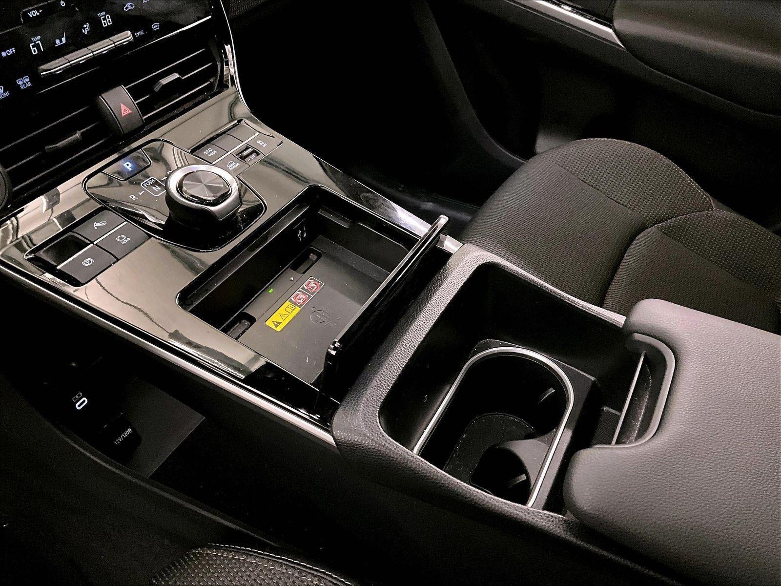 2024 Toyota bZ4X XLE