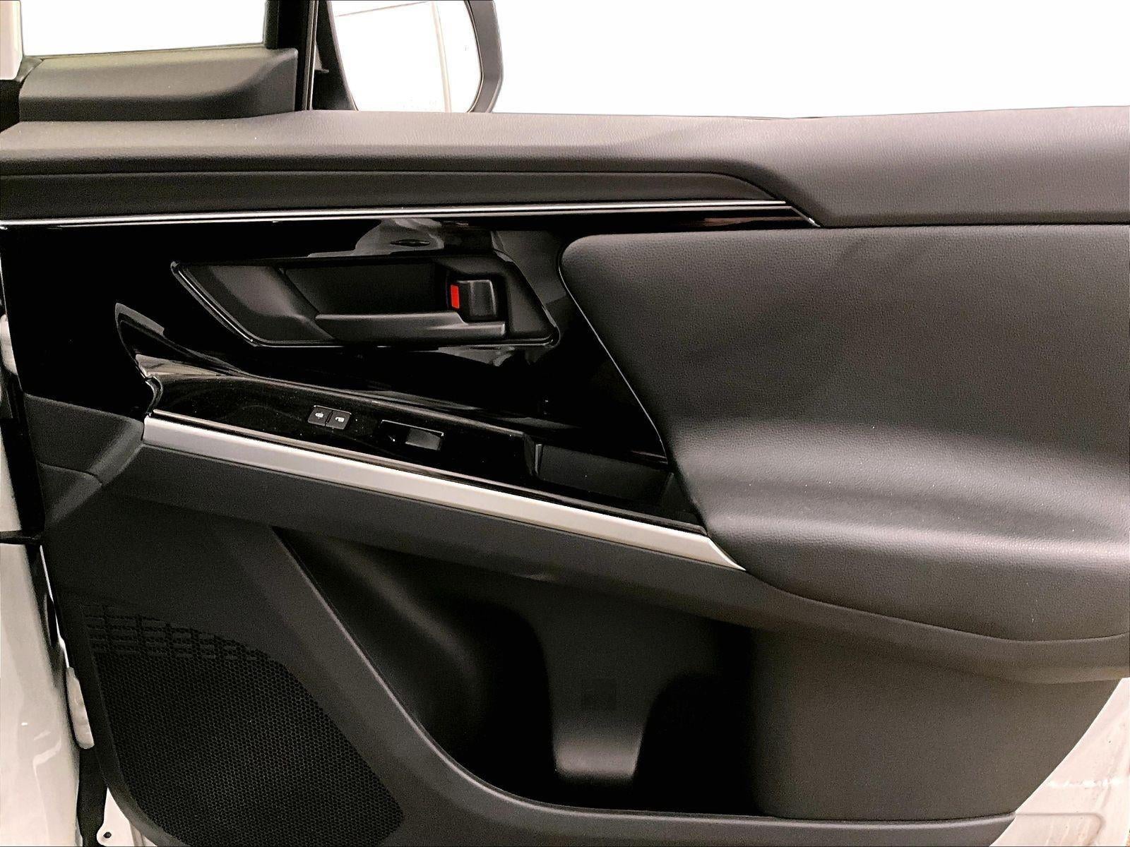 2024 Toyota bZ4X XLE