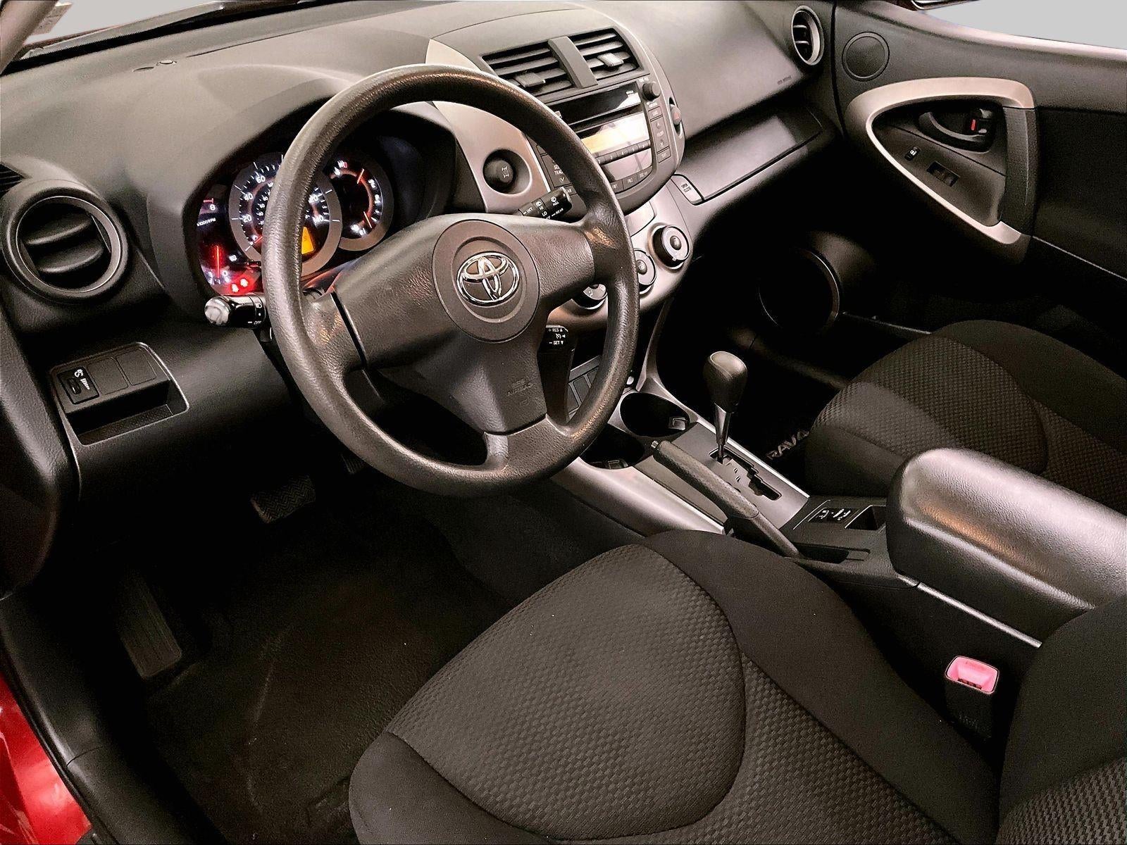 2007 Toyota RAV4 Sport