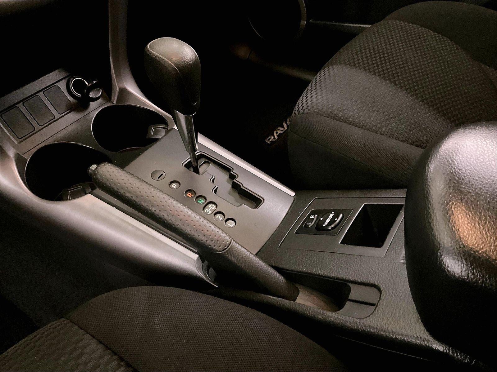 2007 Toyota RAV4 Sport