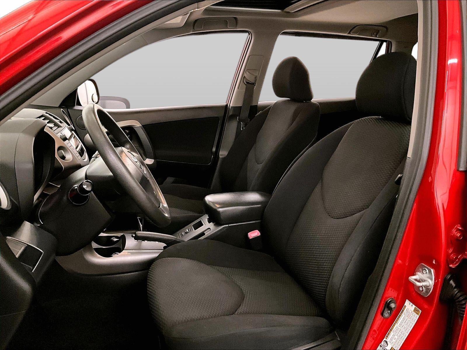 2007 Toyota RAV4 Sport