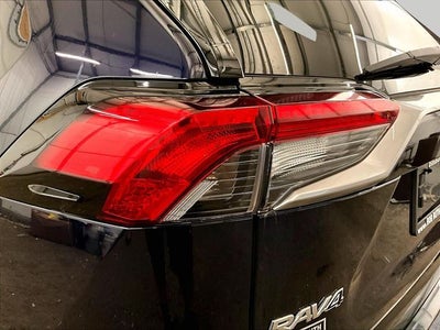 2019 Toyota RAV4 Hybrid XSE