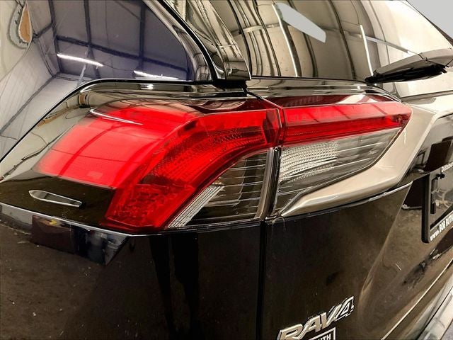2019 Toyota RAV4 Hybrid XSE