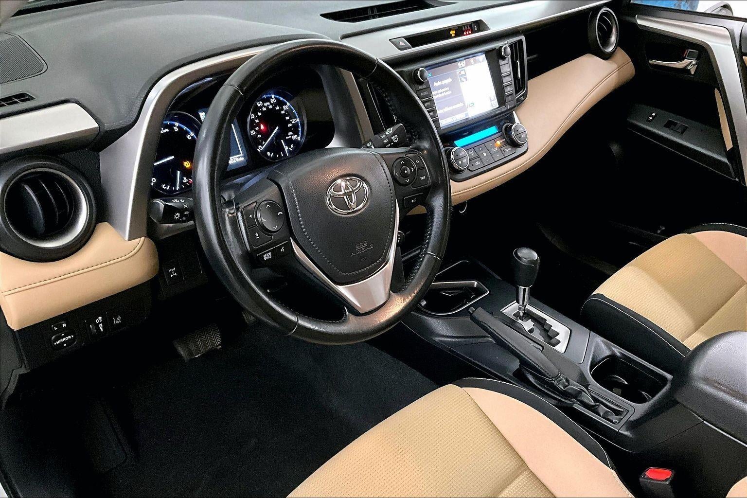 2017 Toyota RAV4 XLE