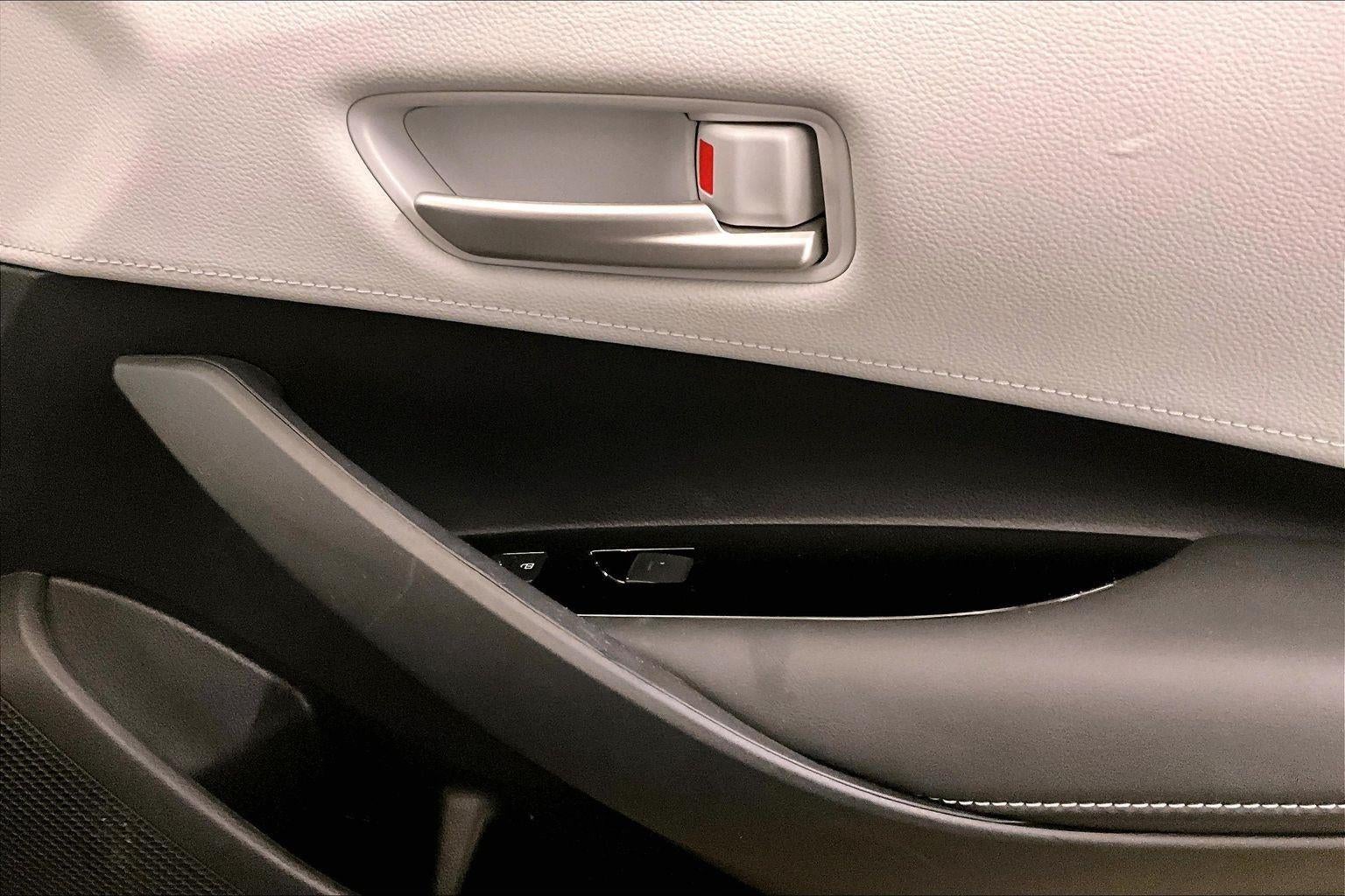 2019 Toyota Corolla Hatchback SE