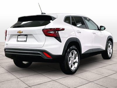 2025 Chevrolet Trax LS
