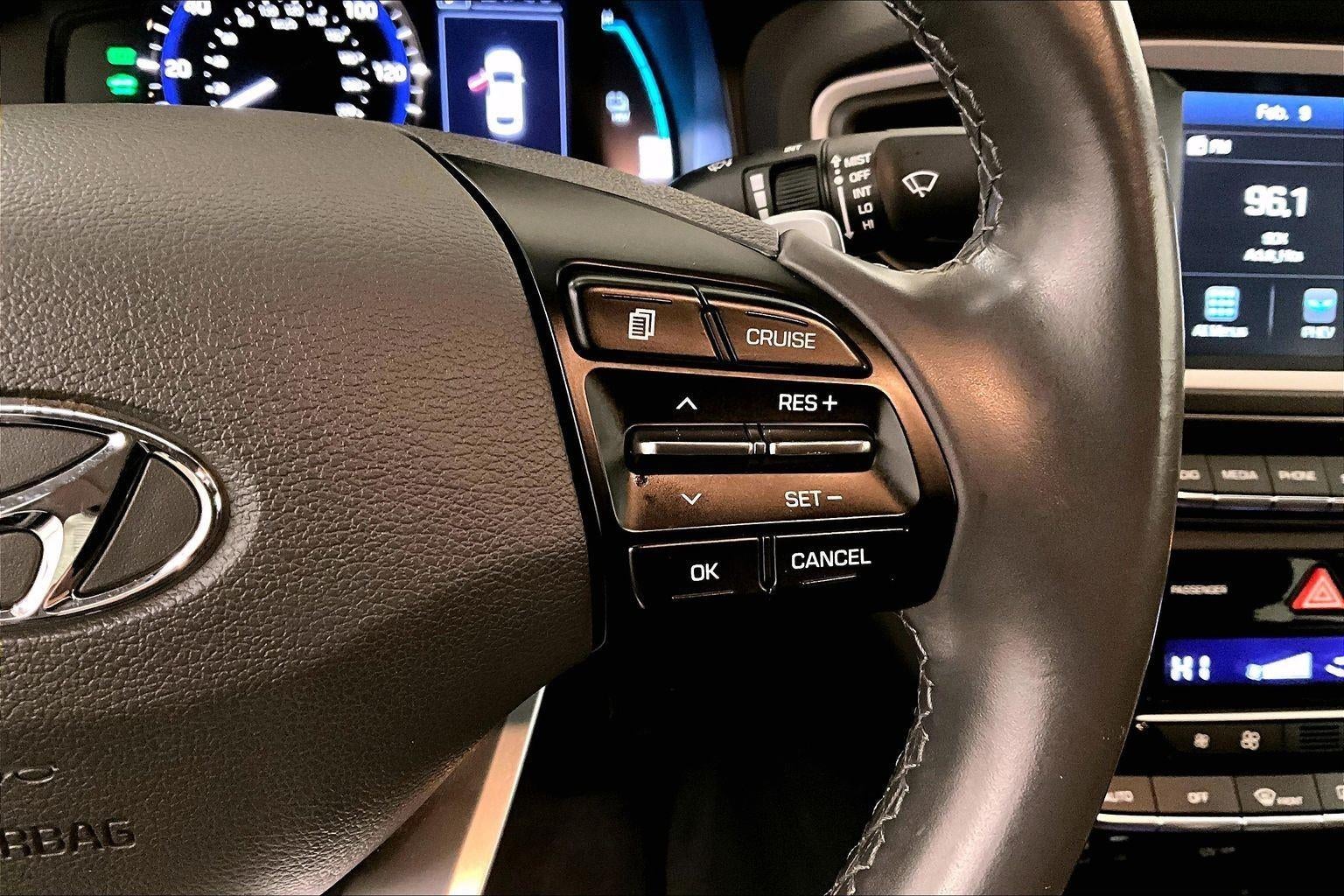 2019 Hyundai Ioniq Plug-In Hybrid Base