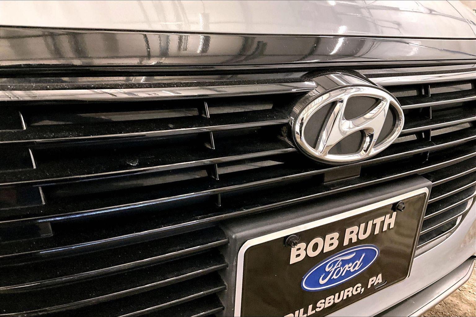 2019 Hyundai Ioniq Plug-In Hybrid Base