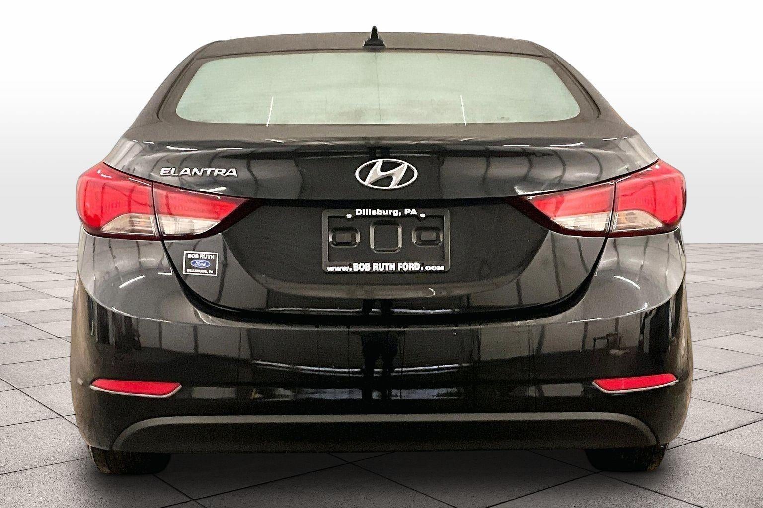 2016 Hyundai Elantra SE