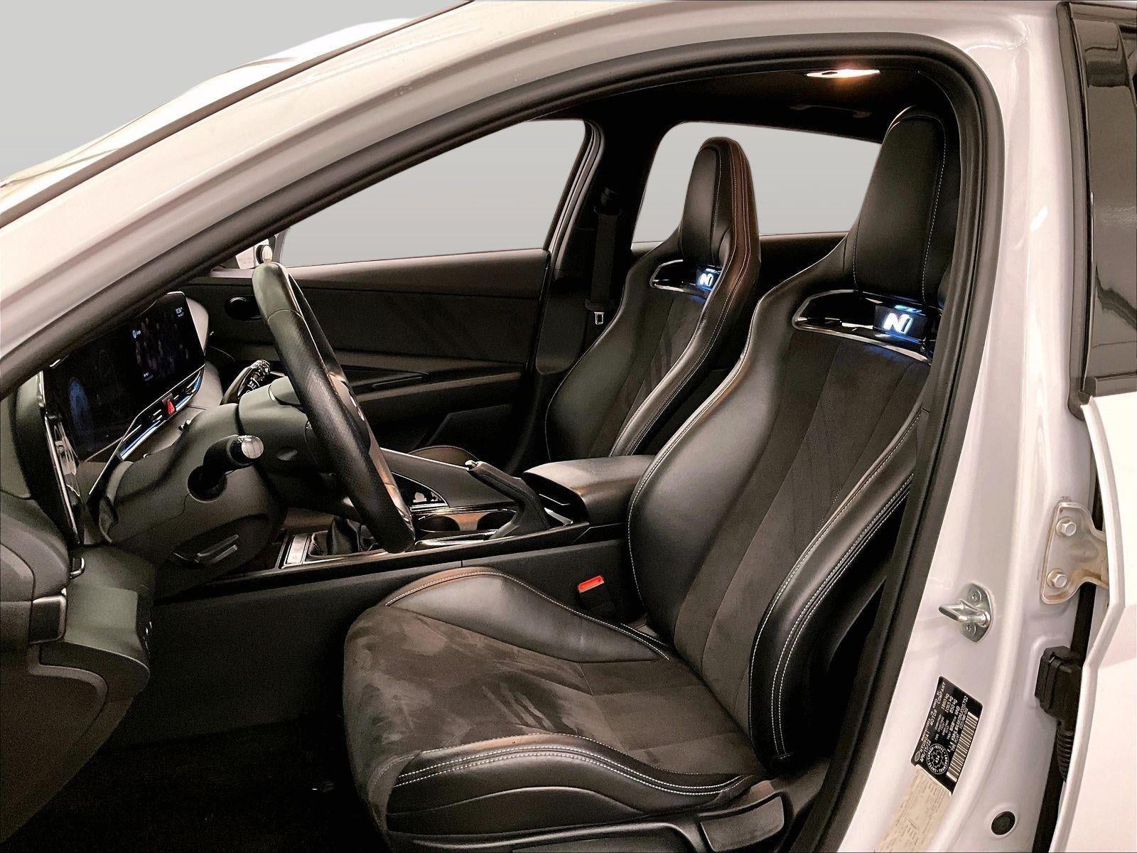 2022 Hyundai Elantra N Base