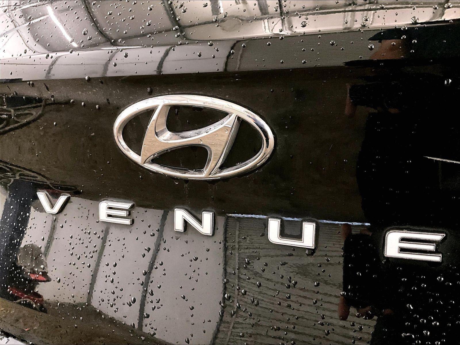 2023 Hyundai Venue SE