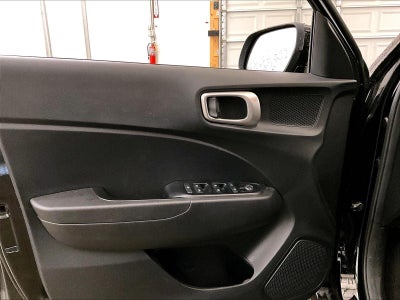 2023 Hyundai Venue SE